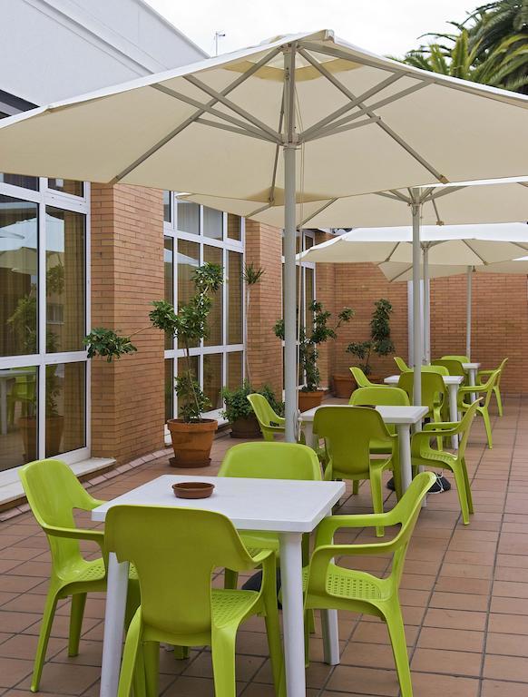 Albergue Inturjoven Sevilla Екстер'єр фото