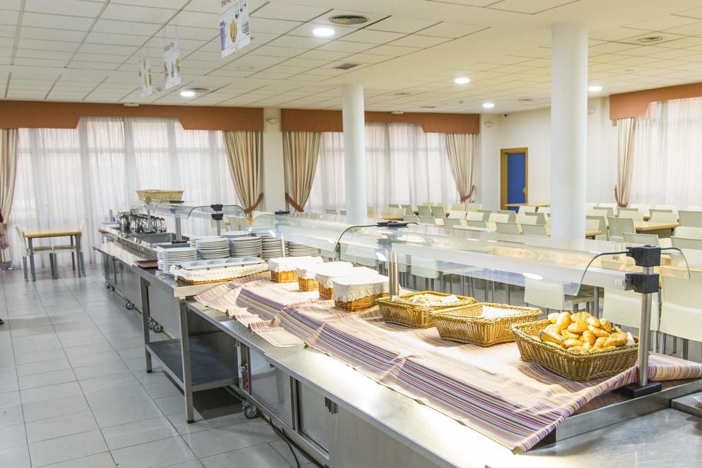Albergue Inturjoven Sevilla Екстер'єр фото