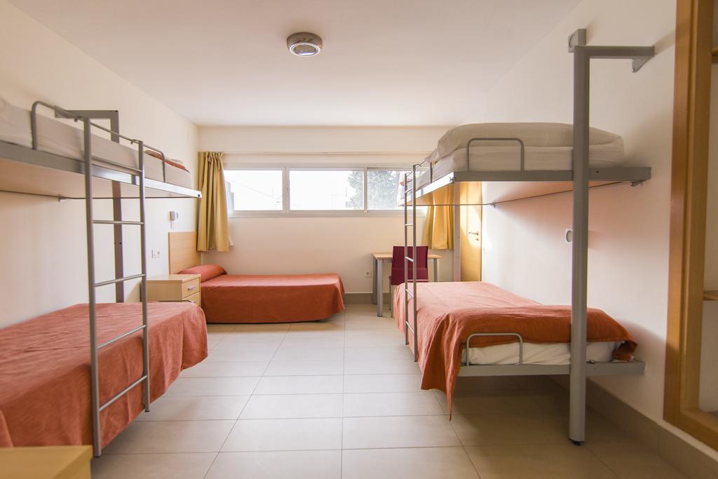 Albergue Inturjoven Sevilla Екстер'єр фото
